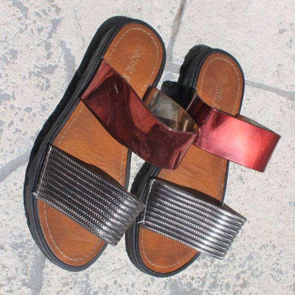 Electric Karma Red & Silver Sandals Woman Size 8 Glitter Shiny Slip On Metallic - Picture 5 of 10
